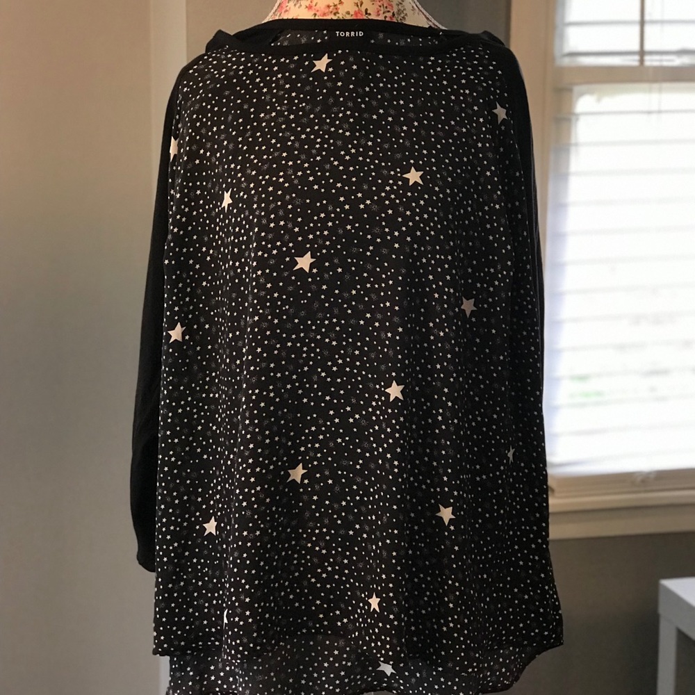 🎉SOLD🎉Torrid Size 3 Black & White Star Baseball